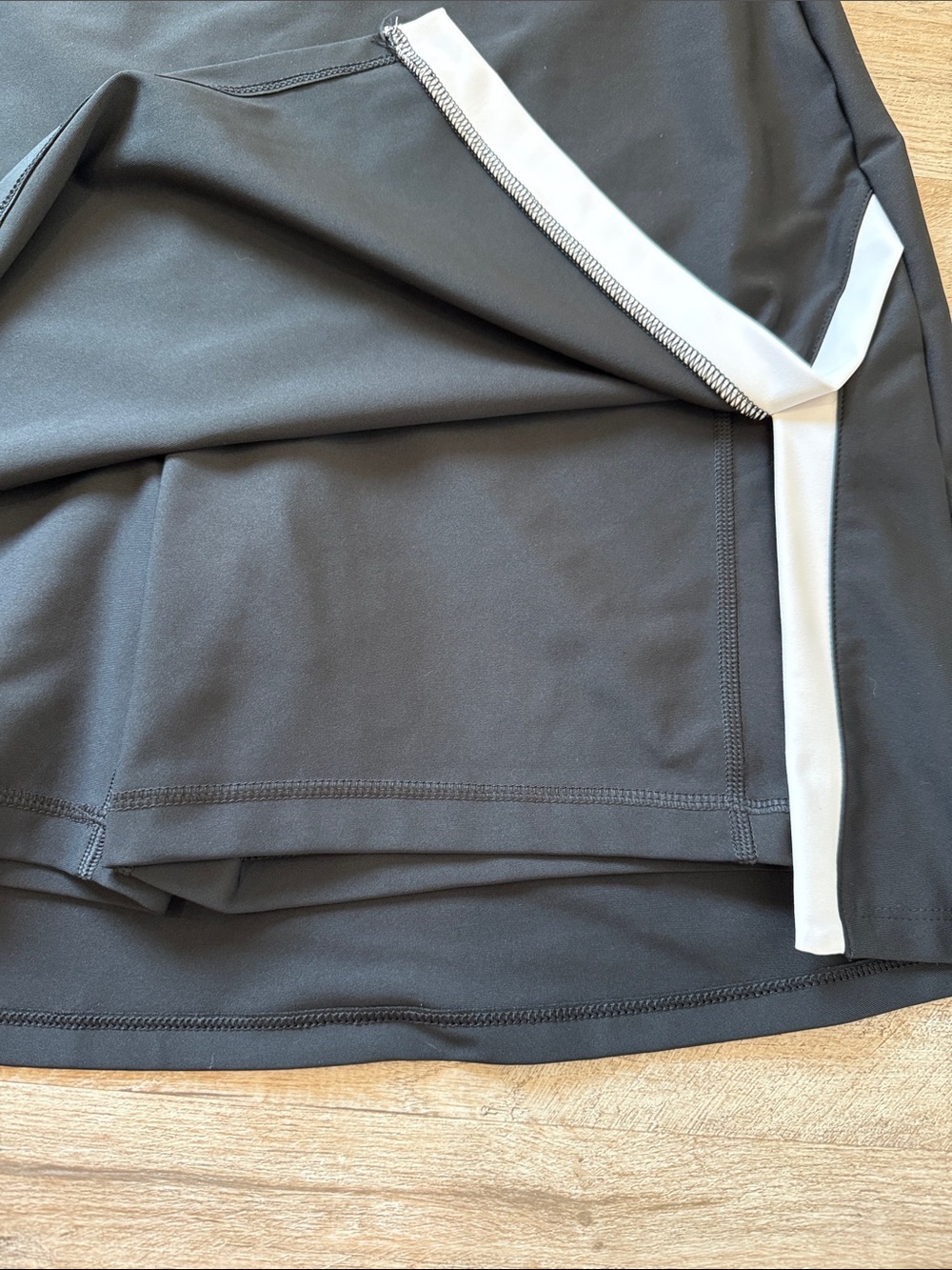 Black Sleeveless Activewear Dress with White Trim - Picture 5 of 6